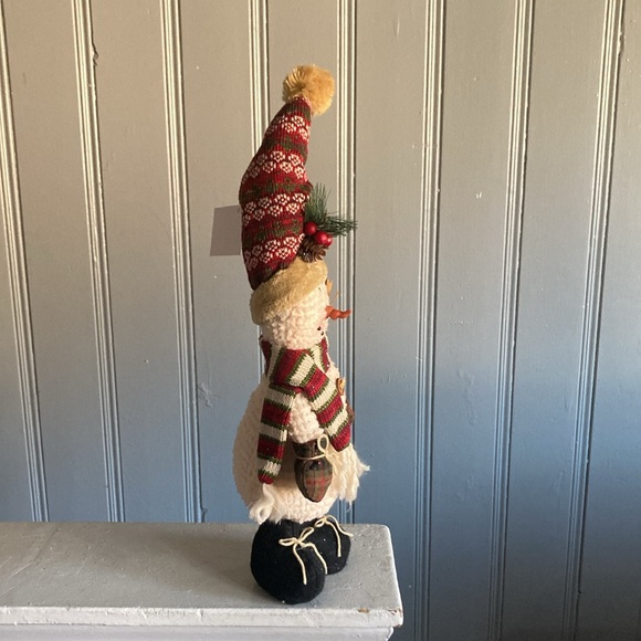 NWT- 19” Standing Snowman ⛄️ Holiday Greeter Decoration Holding Broom 🧹 Adj.Hat - Picture 10 of 17